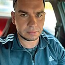 Максим, 33 года