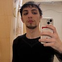 Макс, 22 года