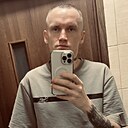 Витя, 32 года