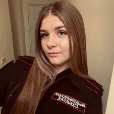 Фотография девушки Полина, 18 лет из г. Ижевск