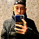 Максим, 23 года