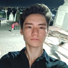 Фотография мужчины Ерик, 18 лет из г. Алматы