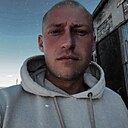 Макс, 33 года