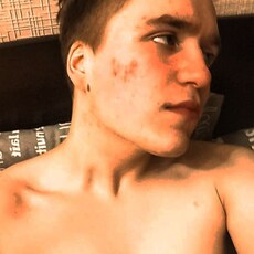 Фотография мужчины Денис, 18 лет из г. Кировск