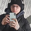 Денис, 22 года