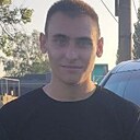 Максим, 22 года