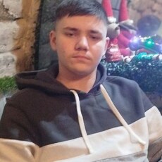 Фотография мужчины Саша, 18 лет из г. Тирасполь