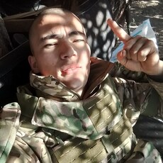 Фотография мужчины Хуршед, 21 год из г. Новосибирск