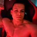 Максим, 18 лет