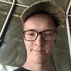 Фотография мужчины Илья, 19 лет из г. Котово