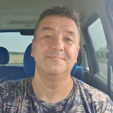 Фотография мужчины Cristiian, 45 лет из г. Galați