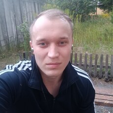 Фотография мужчины Влад, 25 лет из г. Брянск