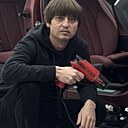 Золотой, 32 года