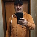 Идрис, 44 года