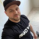Тема, 43 года