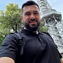 Davies Schofield, 54 года