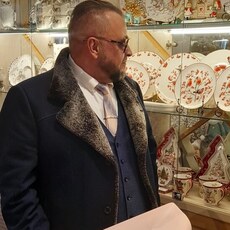Владимир, 49 из г. Санкт-Петербург.
