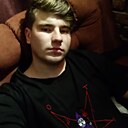 Максим, 22 года