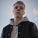 Роман, 18 лет