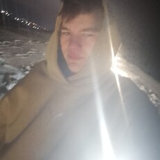 Фотография мужчины Даня, 19 лет из г. Ульяновск