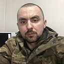 Михаил, 32 года