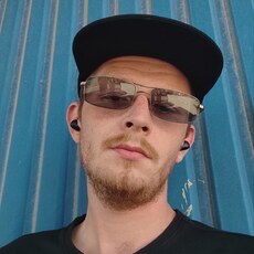 Фотография мужчины Виктор, 32 года из г. Феодосия