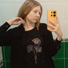 Фотография девушки Виктория, 19 лет из г. Нижний Тагил