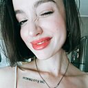 Полина, 25 лет