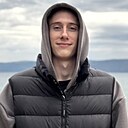 Денис, 22 года