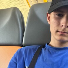 Фотография мужчины Владислав, 19 лет из г. Феодосия