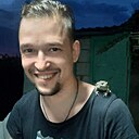 Johnny, 32 года