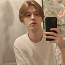 Олег, 21 год