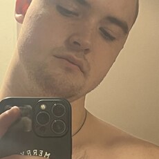Фотография мужчины Максим, 22 года из г. Киров