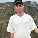 Роман, 23 года