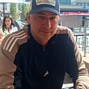 Роб, 52 года