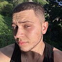 Максим, 23 года