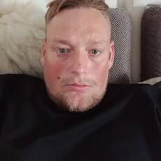 Фотография мужчины Александр, 29 лет из г. Новый Уренгой