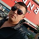 Михаил, 34 года