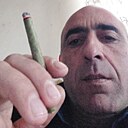 Hovhannes, 44 года