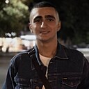 Давит, 25 лет