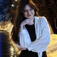 Фотография девушки Mina, 18 лет из г. Москва