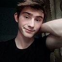 Илья, 22 года
