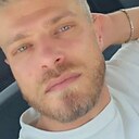 Momo, 33 года