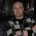 Роман, 42 года