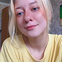 Валя, 24 года