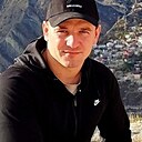 Михаил, 32 года