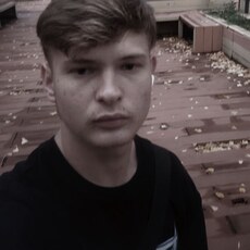 Фотография мужчины Денис, 19 лет из г. Усть-Каменогорск