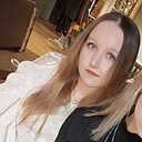 Полина, 24 года