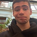 Максим, 18 лет