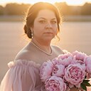 Нюша, 40 лет